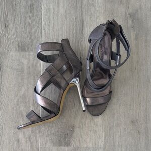 Audrey Brooke metallic Heels